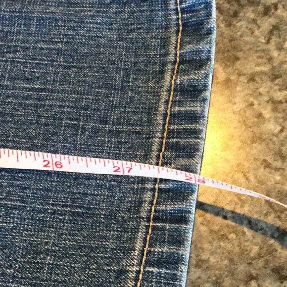 Gloria Vanderbilt women’s denim jeans. Size 16 short - Picture 6 of 6